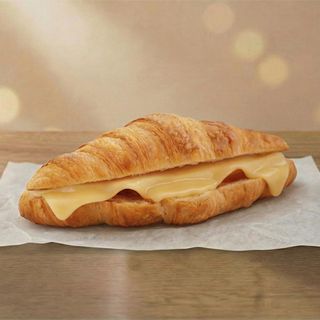 კრუასანი ორმაგი ყველით