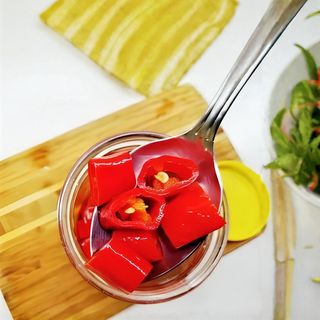 перчики чили маринованные (50 г)