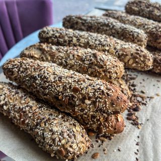 Bagietka z ziarnami mini pszenna