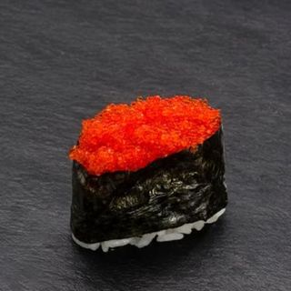 Gunkan de tobiko