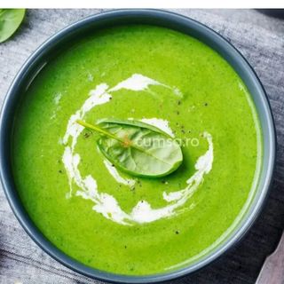Supa crema de spanac cu pecorino