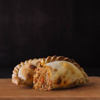 Empanada de Cochinillo Criollo