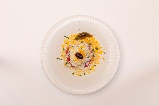 Салата за ракия (370г)