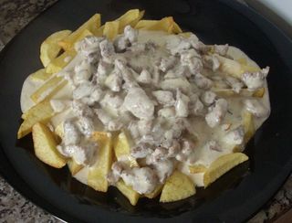Raxo De Pollo Con Salsa De Queso Roquefort