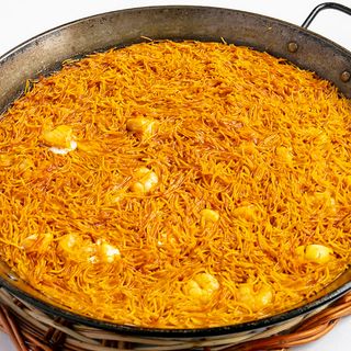 Fideuá De Cabellín Al Estilo Pescadores. Ración