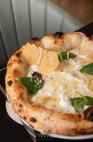 Consistenza di formaggi del Caseificio Aurora