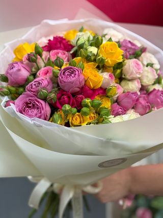 ფერადი სპრეი ვარდი ზომა M