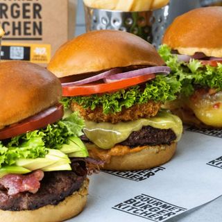 Podwójna Wołowina z serem Cheddar