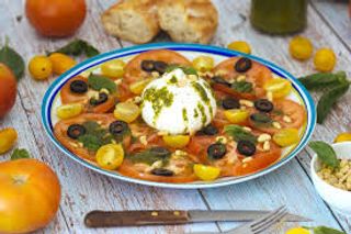 Burrata Y Tomates Amarillos