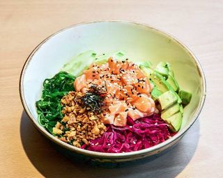 POKE BOWL SALMON