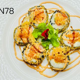N78. Futo maki spicy - 10 pezzi