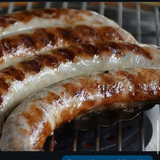 Chorizo Criollo Con Arepa De Maíz Blanco