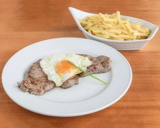 Prego no prato