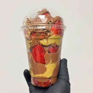 Дубайська полуниця