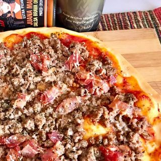 Pizza de rabo de toro 