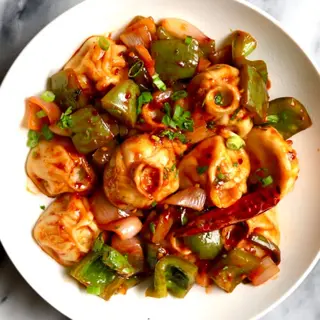 Veg fry chilii momo 