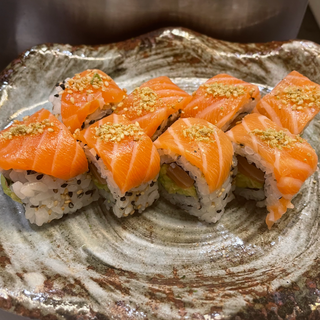 Dragon salmone maki
