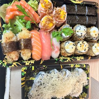 Box sushi B 32 pezzi