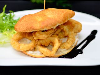 Mollete De Calamares