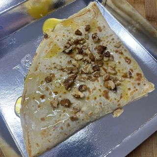 Crepa cu miere si nuci