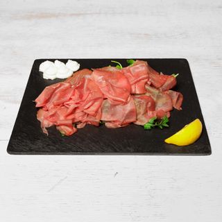 Bresaola, rucola e caprino