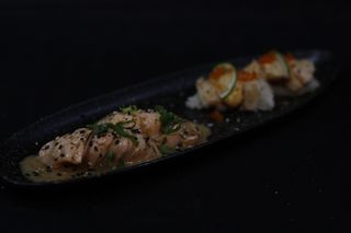 Nigiri De Salmón (2 Uds.)