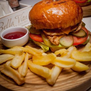 Бургер з куркою (330г)