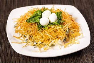 Салат "Гнездо глухаря"