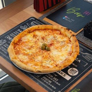 Pizza Quattro formaggi 1400gr