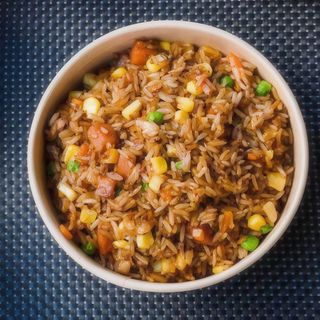 Arroz Frito En Salsa De Soja Y Maíz