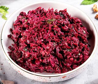 Աղցան Բազուկով