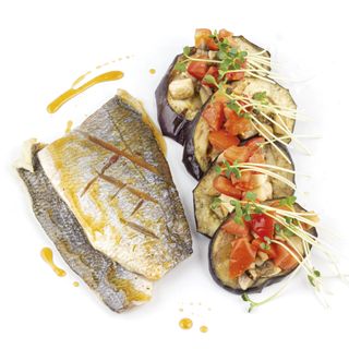 Філе Дорадо на баклажанах (300г)