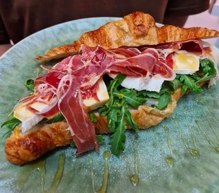 Croissant de Presunto