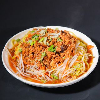 Spaghetti con scalogno e salsa di soia