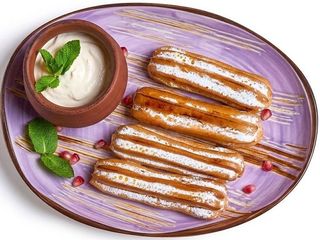 Еклери з кремом Юдзу та гозинаками (200g)