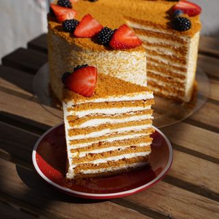 Medovik cake (honey cake)