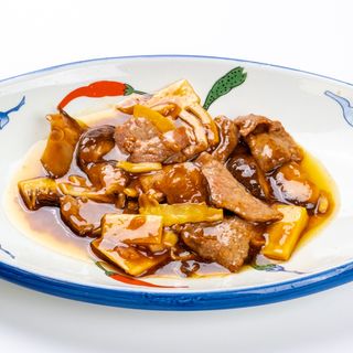 130. Manzo funghi e bambu