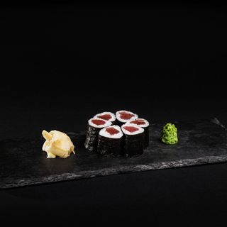 TUNA MAKI