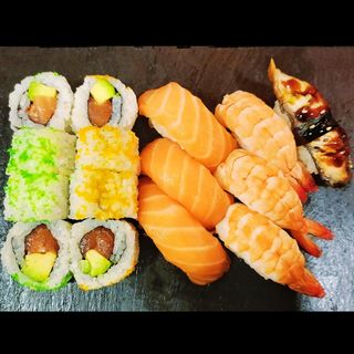 130. Sushi Osaka  (15 Pzs.)