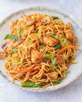 MIXED CHOWMEIN