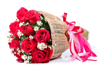 Buchet cu 9 trandafiri „Simplitatea Iubirii ”