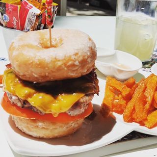 Burger Aguililla Loca Loca