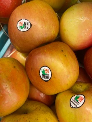 Manzana fuji girona 1kg