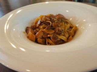 Tagliatelle porcini con salsa Bruna 