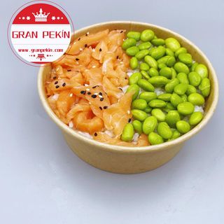 Poke nº4 de salmón, edamame y sésamo