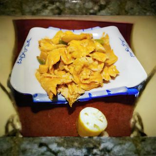 306 Pollo con curry rosso