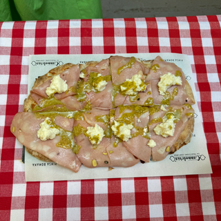 Mortadella Pistacchio e Burrata