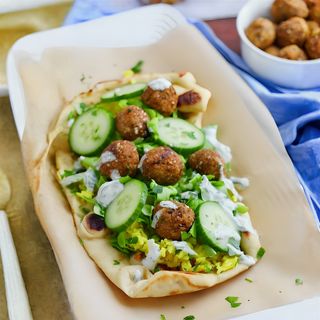 Naan Roll with Falafel Vegetarian