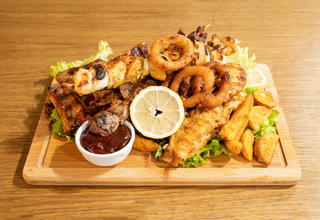 Каруцарско мезе на дъска (1000г)