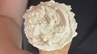 Lody premium krokant z rumem